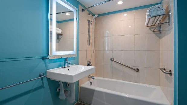 Images Best Western Plus Oceanside Inn