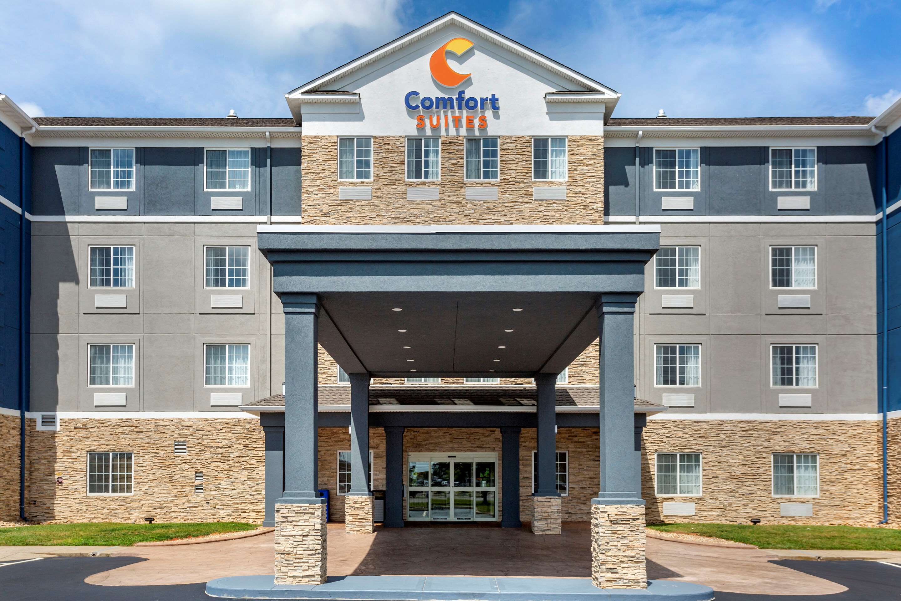 Comfort Suites in Clarksville, TN (Hotels & Motels) 9315381642