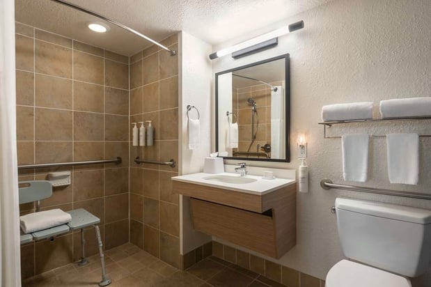 Images Spark by Hilton Sarasota Siesta Key Gateway