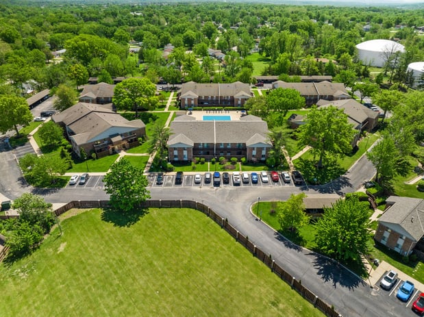 Images Deerfield Apartments