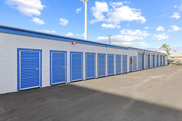 Images US Storage Centers
