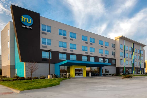 Images Tru by Hilton Anderson