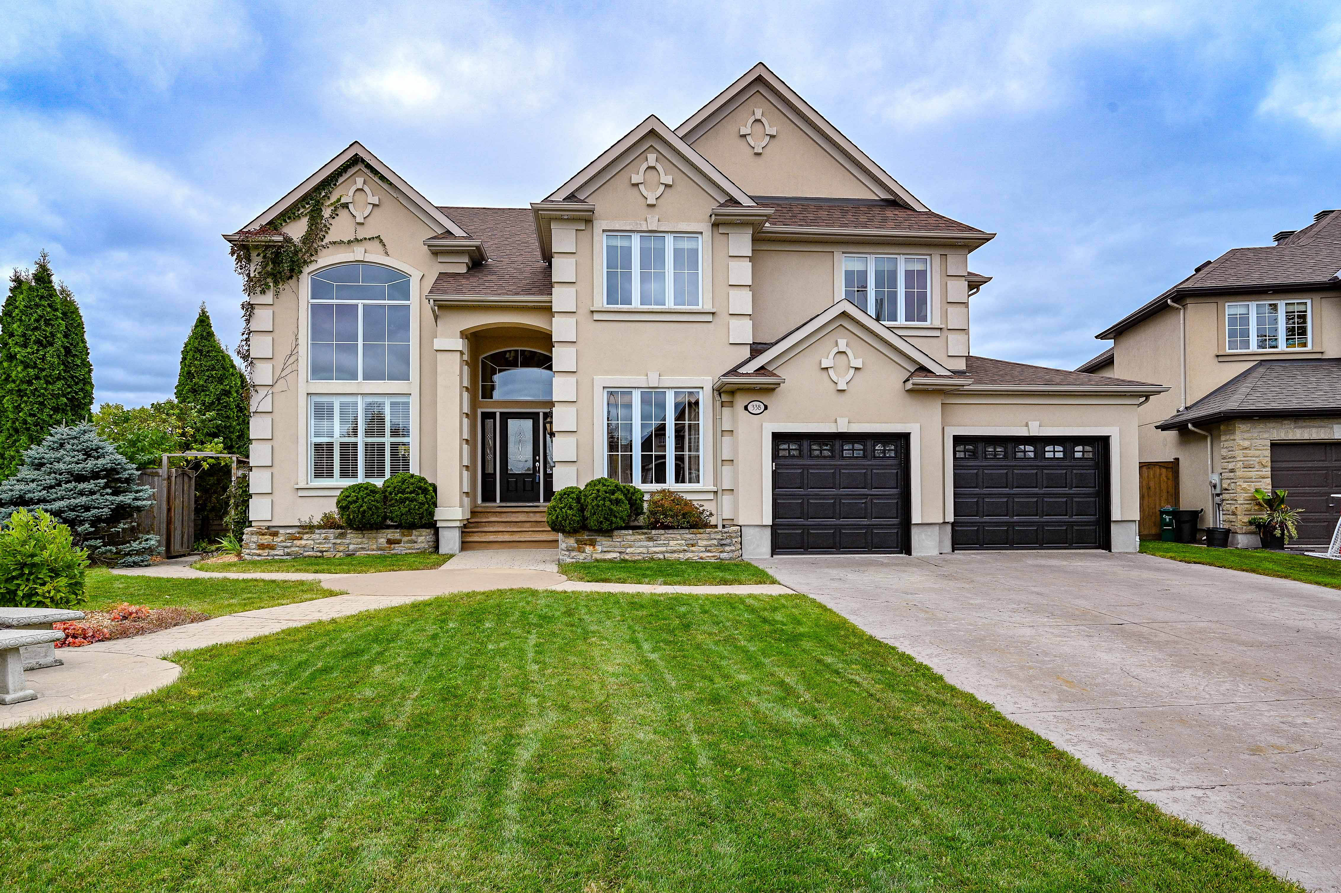 Images Leif Olson - Ottawa Real Estate Agent - Hamre Team RE/MAX Affiliates