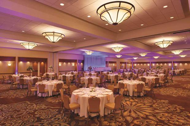Images Hilton DFW Lakes Executive Conference Center