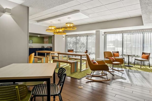 Images Spark by Hilton Stevensville