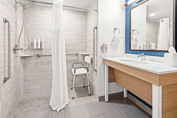 Images Spark by Hilton Oxford