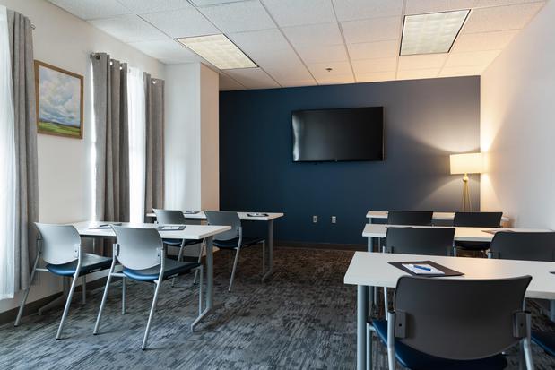 Images Pasadena Villa Outpatient - Knoxville