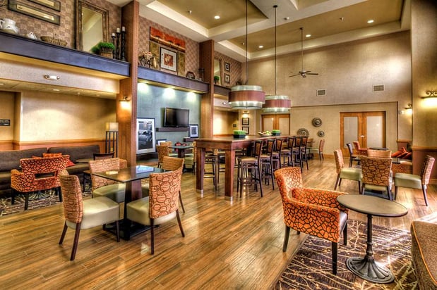 Images Hampton Inn & Suites Kalamazoo-Oshtemo