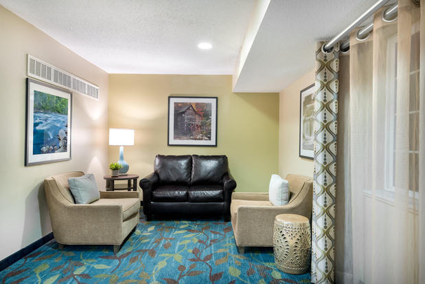 Images Candlewood Suites Washington Dulles Sterling, an IHG Hotel