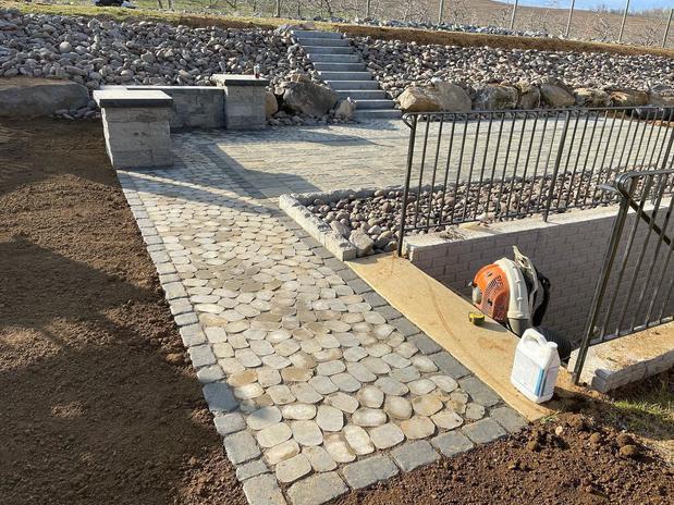 Images Mountain Strong Landscaping