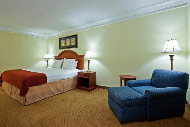 Images Holiday Inn Express Ringgold (Chattanooga Area), an IHG Hotel