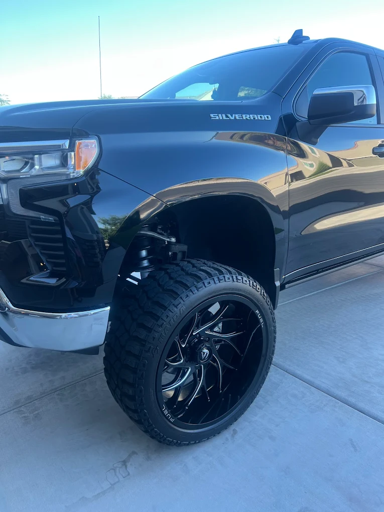 Refined Detailing AZ Image