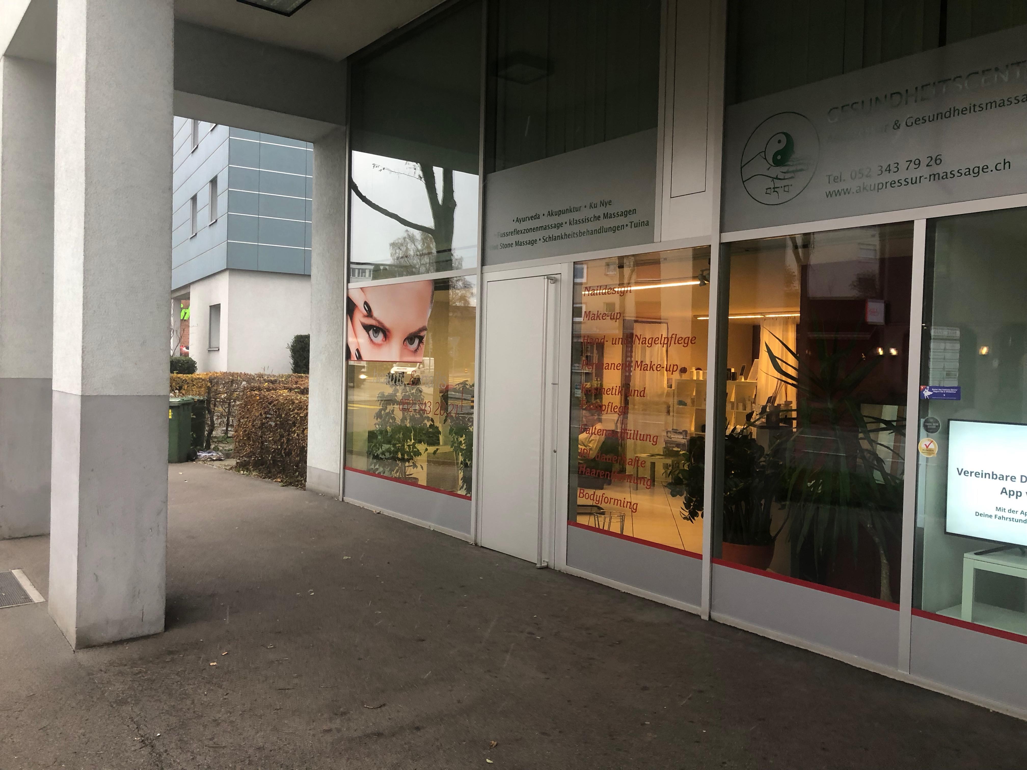 Beauty & Nails, Rikonerstrasse 11 in Effretikon