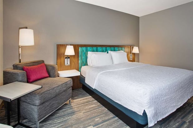Images Hampton Inn & Suites Tampa East (Casino Area)