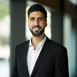 Mario Yazbeck headshot.