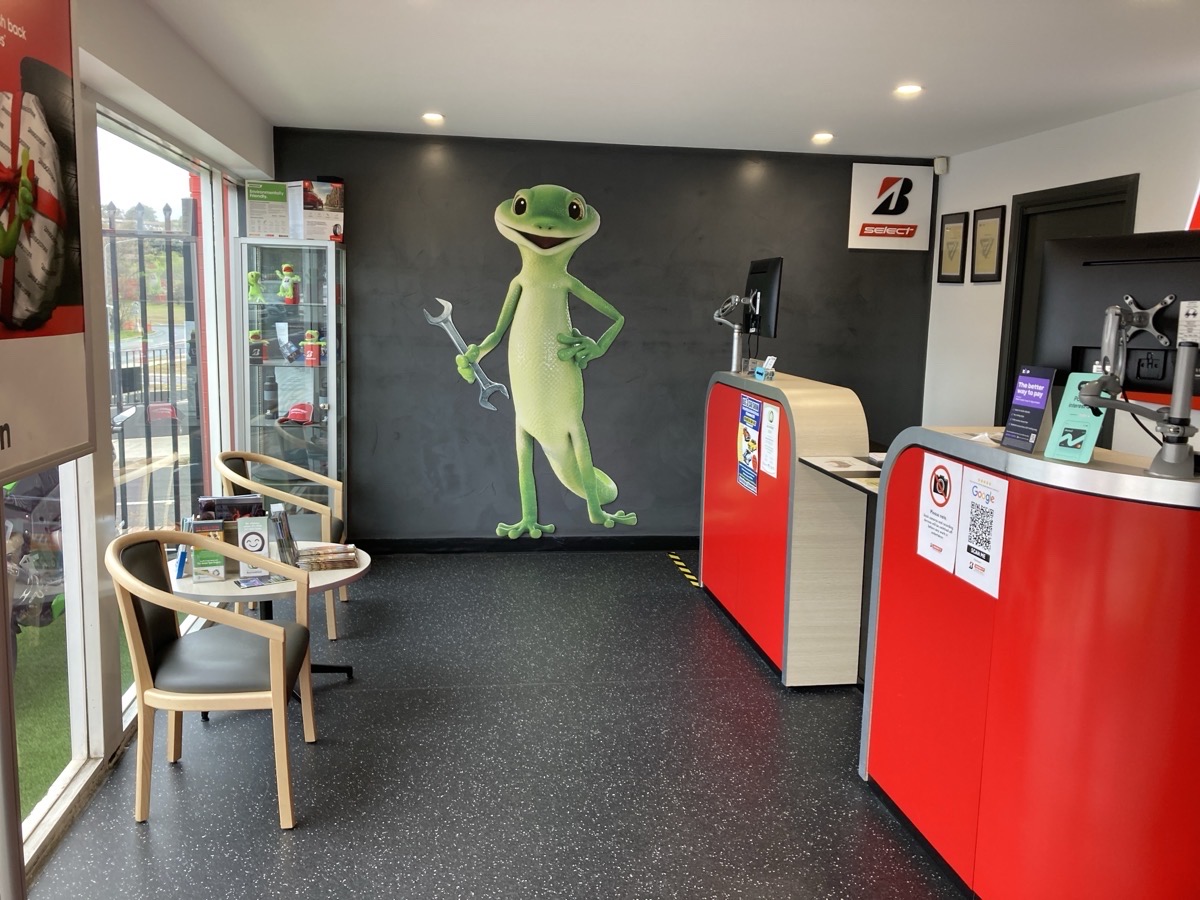 Images Bridgestone Select Tyre & Auto Phillip