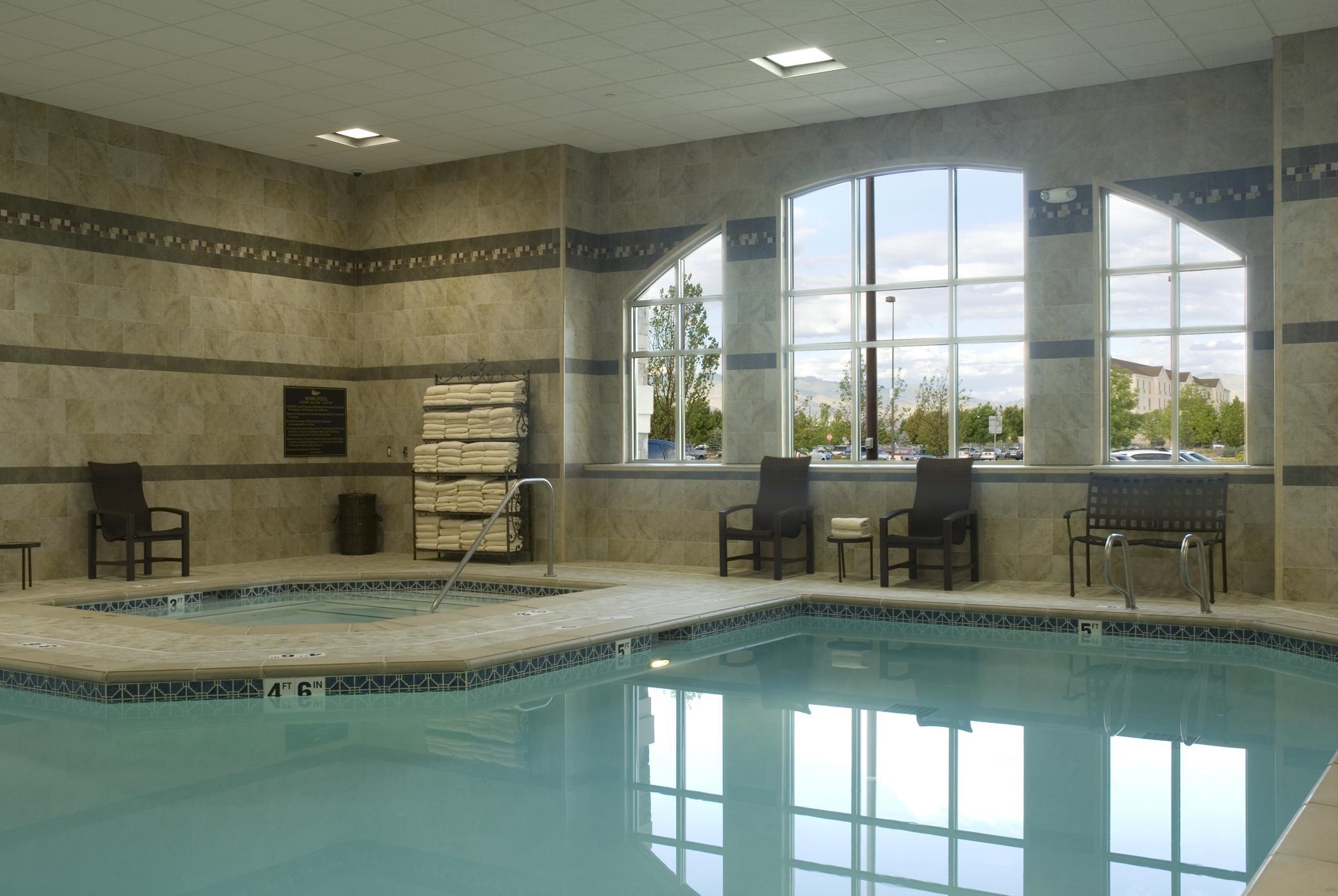 AAA Members Up To 10% Off At Homewood Suites 4 active Homewood Suites Offers & Coupons Visitors save an average of $; Homewood Suites offers business travellers with extended stays at affordable rates with all the amenities included. At Homewood Suites, you can be guaranteed to receive royal treatment of a five star hotel at fair prices.