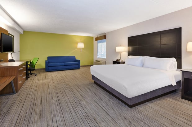 Images Holiday Inn Express Waldorf by IHG