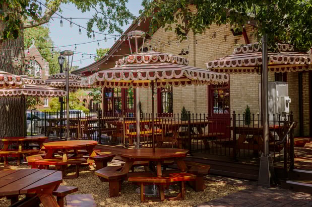 Images Small Cheval- Wilmette