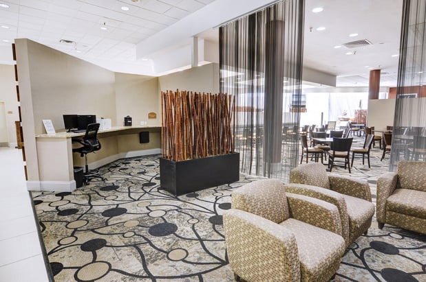 Images Holiday Inn St. Petersburg N- Clearwater by IHG