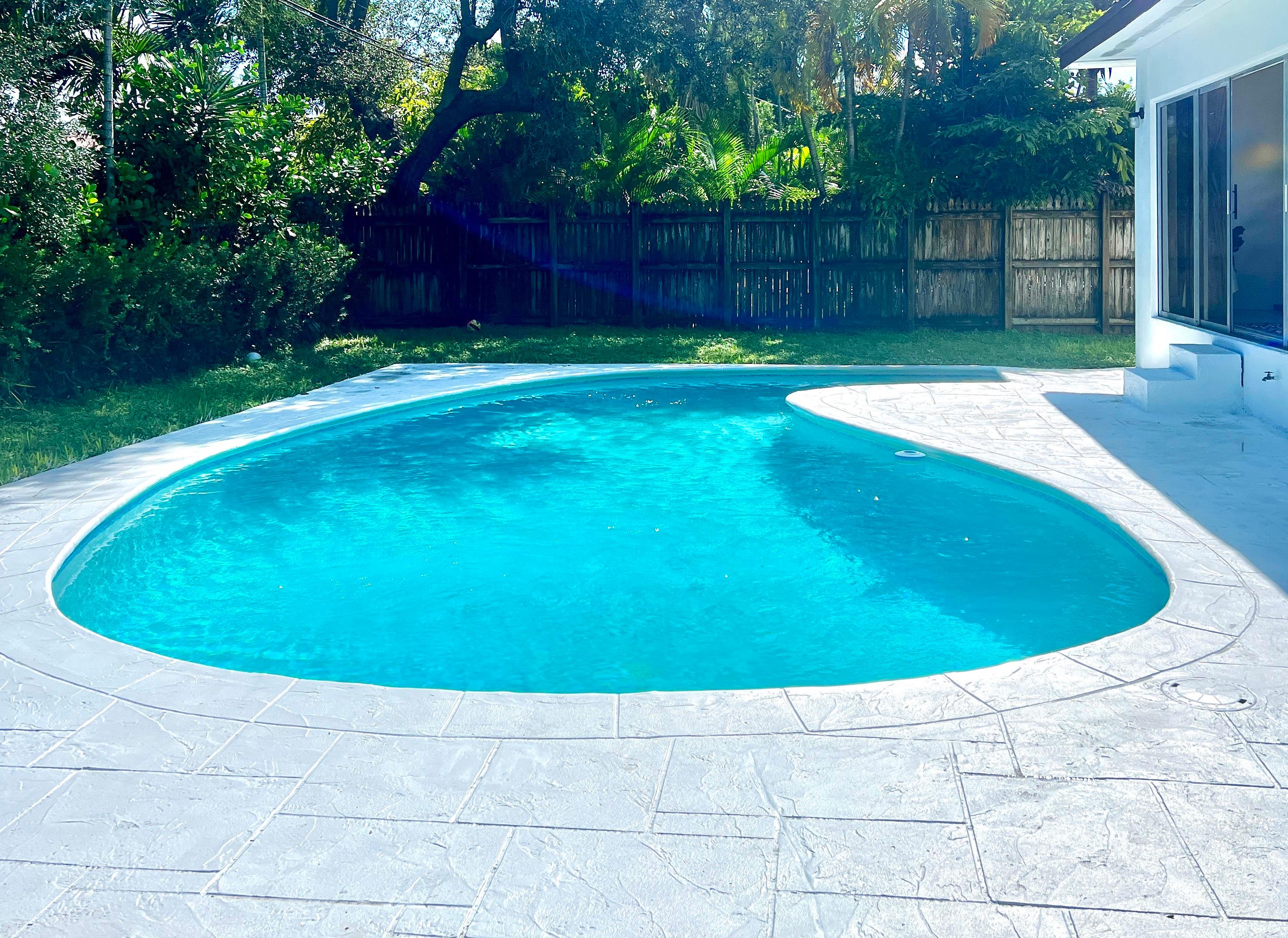 Older Pool Resurfacing