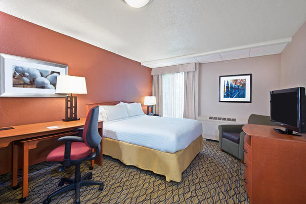 Images Holiday Inn Express Griffith Hall