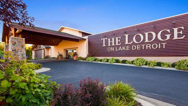 Images Best Western Premier The Lodge On Lake Detroit