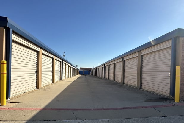Images SmartStop Self Storage