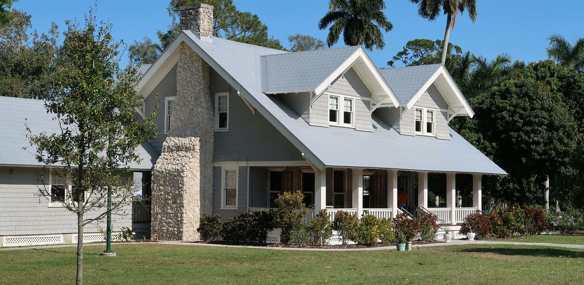 Revitalize your living space with All American Renovation’s comprehensive home renovation services. From enhancing functionality to updating aesthetics, we offer tailored solutions to bring your vision to life. Let us help you create a home that reflects your style and meets your lifestyle needs.