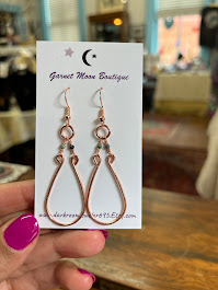 Images Garnet Moon Boutique