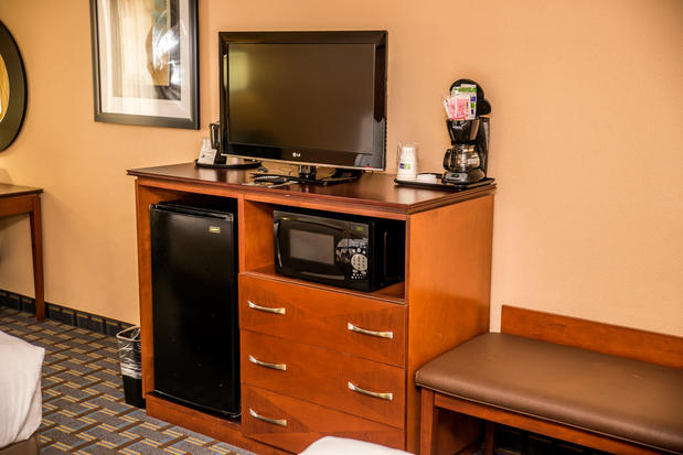 Images Holiday Inn Express & Suites Cocoa Beach, an IHG Hotel