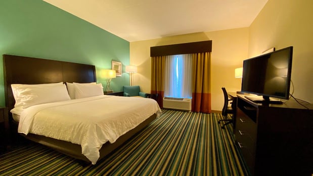 Images Holiday Inn Express & Suites Orlando East-Ucf Area by IHG