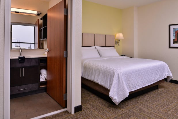 Images Candlewood Suites Terre Haute by IHG