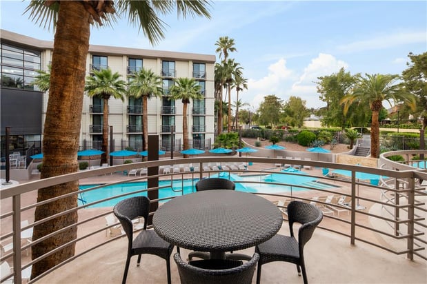 Images Embassy Suites by Hilton Phoenix Biltmore