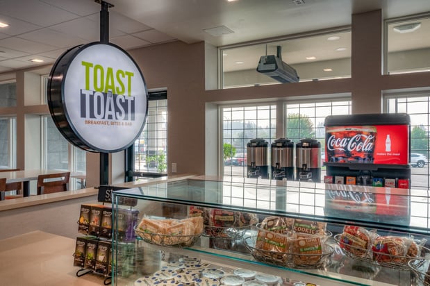 Images Holiday Inn Tacoma Mall by IHG