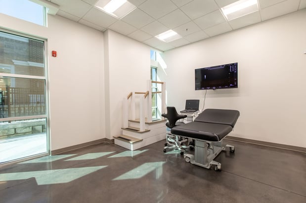 Images Refine Vein Center