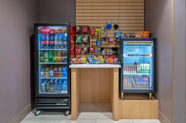 Images Holiday Inn Express & Suites Woodbridge by IHG