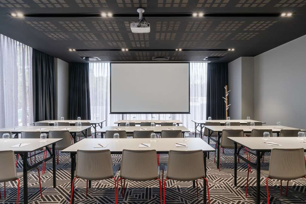 Images Radisson RED Johannesburg Rosebank