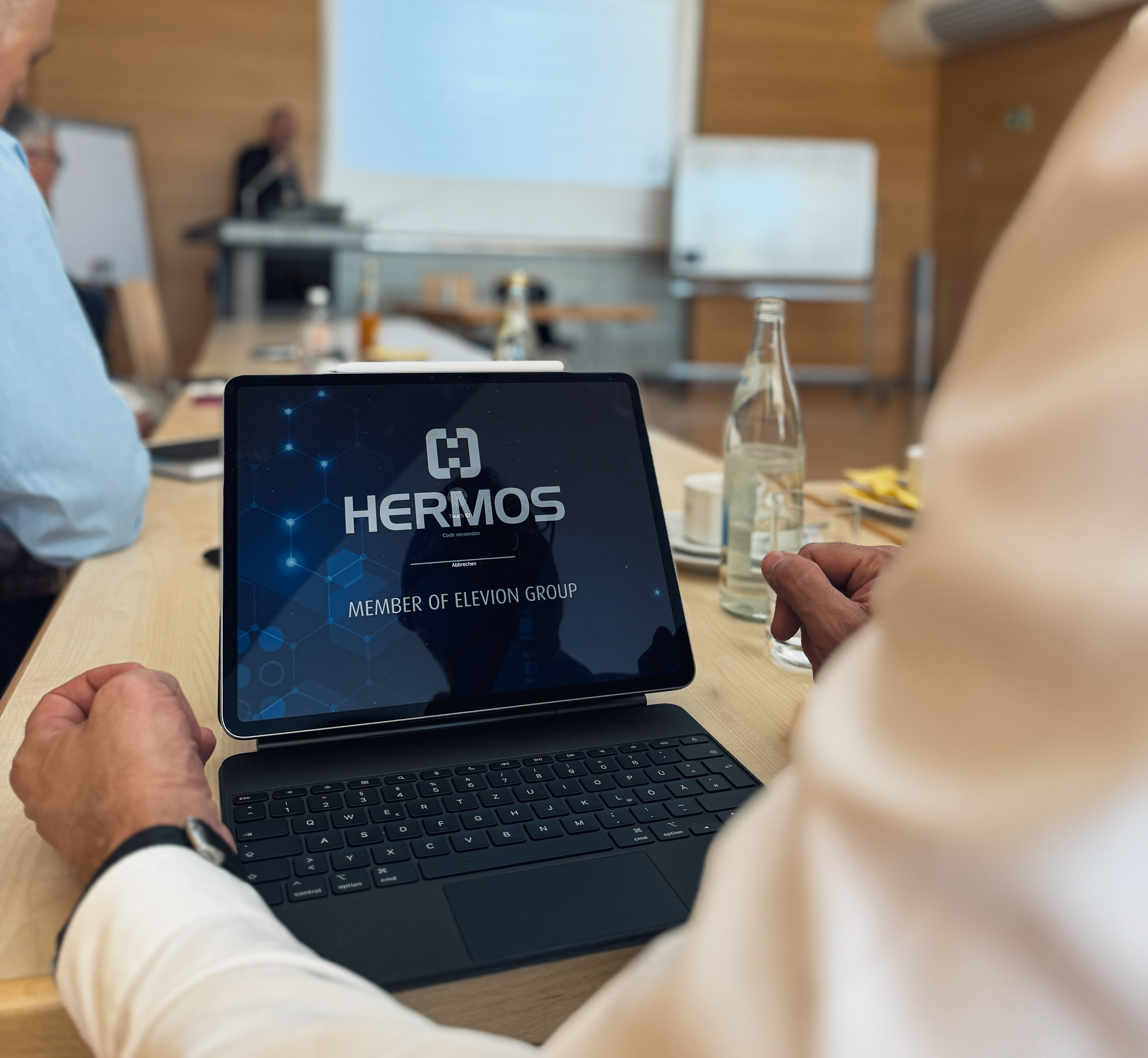 HERMOS AG, Max-Volmer-Straße 28 in Hilden