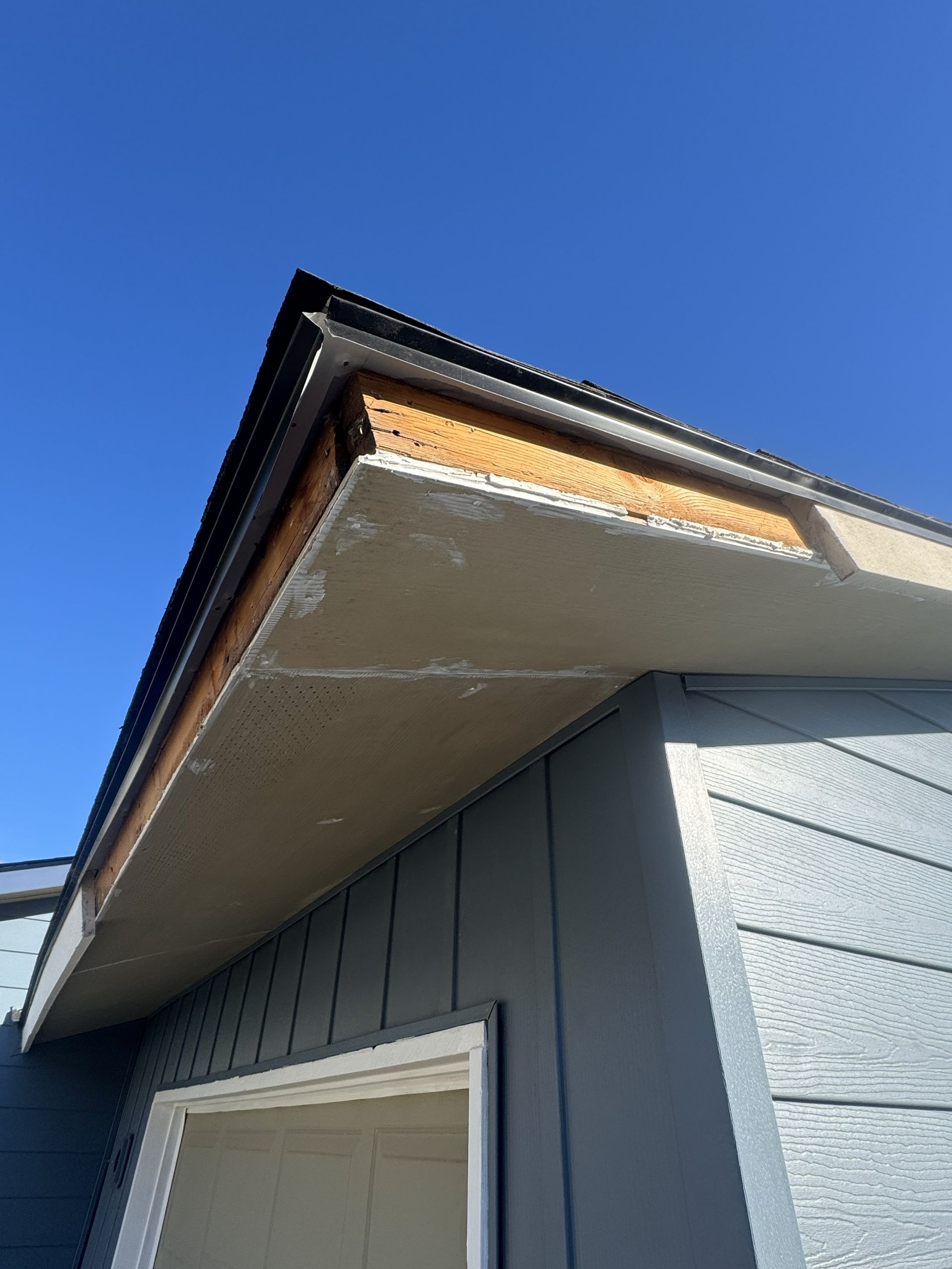 Palace Roofing Image