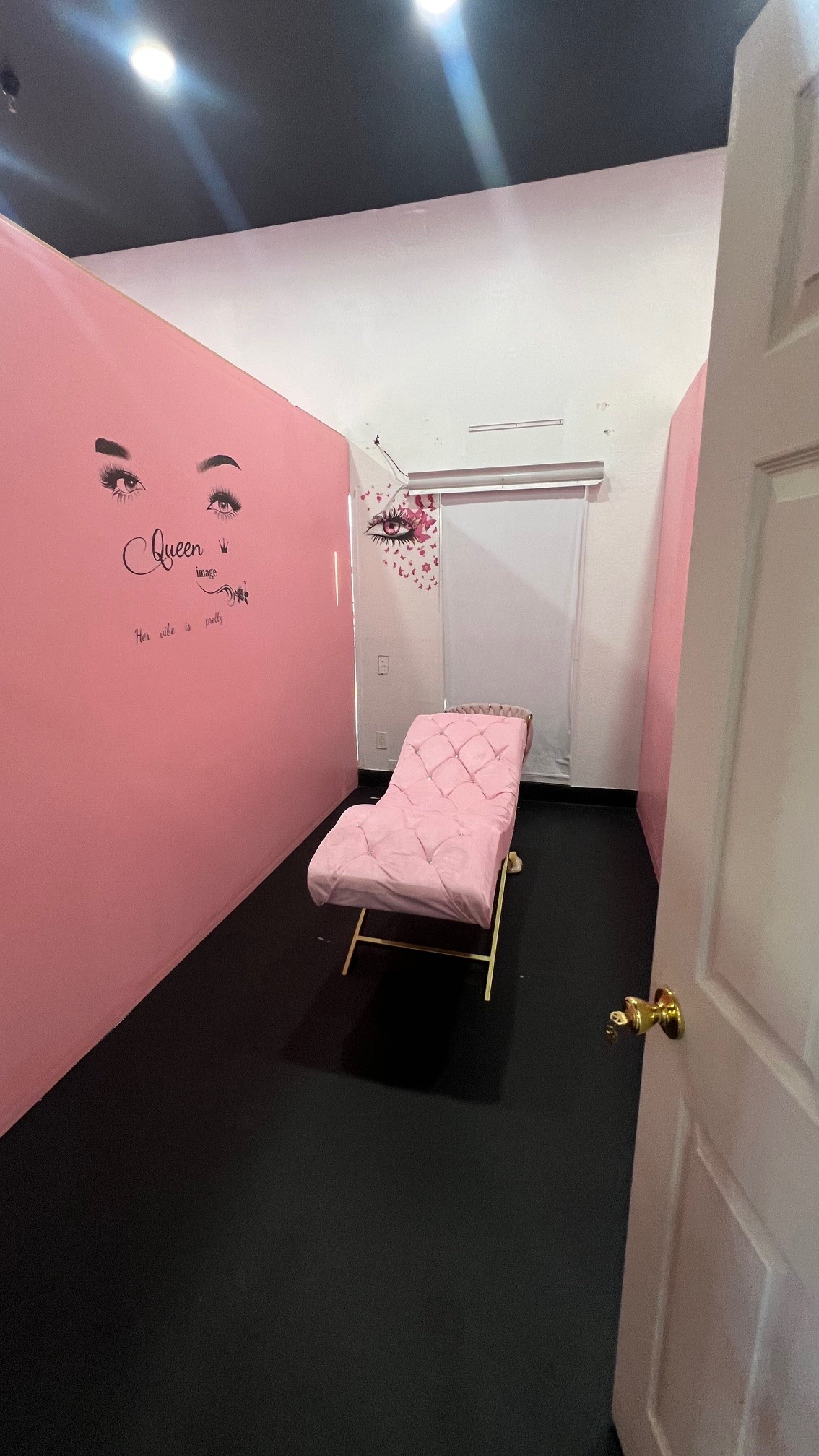 Bella Suite - Eyelash Extensions Course