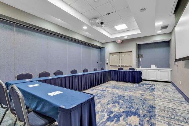 Images Hilton Garden Inn Myrtle Beach/Coastal Grand Mall