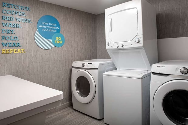 Images Home2 Suites by Hilton Miami Airport South Blue Lagoon