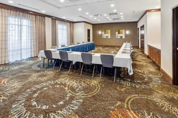 Images Staybridge Suites Albany Wolf Rd-Colonie Center by IHG