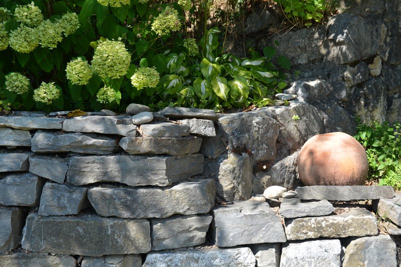 F & B Weibel Gartenbau Radelfingen, Eggenweg 8 in Radelfingen b. Aarberg