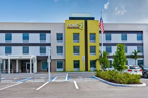 Images Home2 Suites by Hilton Naples I-75 Pine Ridge Road