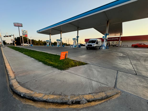 Images CoinFlip Bitcoin ATM - Allsup's Convenience Store #102096 (Pampa)