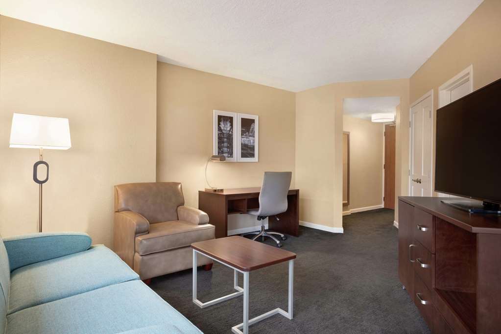 Guest room