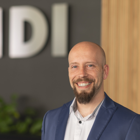 Bild 7 HDI Versicherungen: Patrick Gerhard in Moers