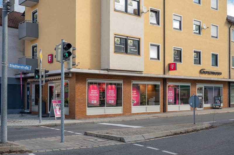 Kundenbild groß 1 Telekom Partner Roth